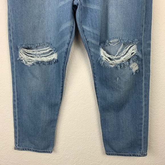American Eagle Hi Rise Girlfriend Distressed Jeans - Picture 5 of 9
